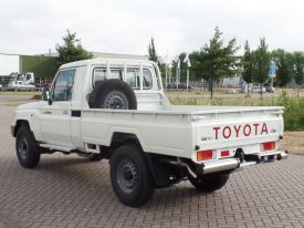 Toyota-Land-Cruiser-VDJ79L-V8-4x4-2